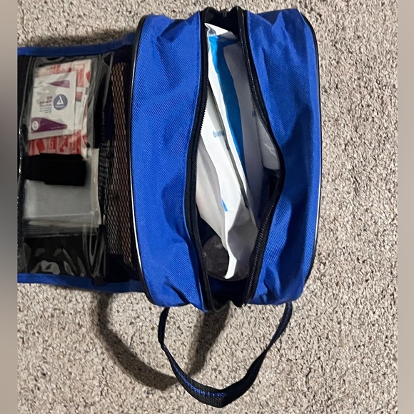 Pet First Aid Kit - Picture 4 of 6